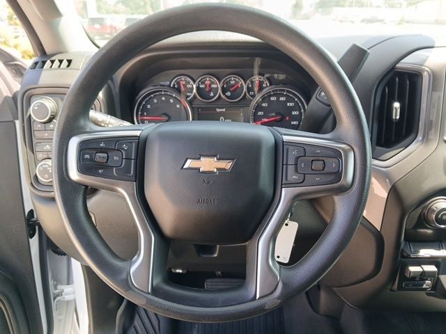 2022 Chevrolet Silverado 2500HD 4WD Crew Cab Standard Bed Custom