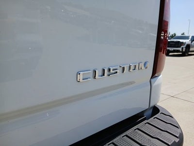 2022 Chevrolet Silverado 2500HD 4WD Crew Cab Standard Bed Custom
