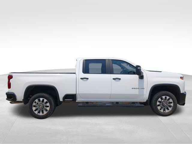 2022 Chevrolet Silverado 2500HD 4WD Crew Cab Standard Bed Custom
