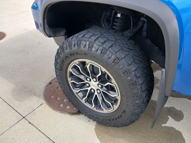 2022 Chevrolet Colorado 4WD Crew Cab Short Box ZR2