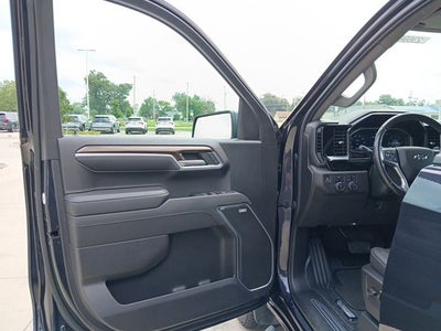 2022 Chevrolet Silverado 1500 4WD Crew Cab Short Bed RST