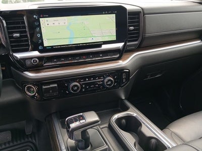 2022 Chevrolet Silverado 1500 4WD Crew Cab Short Bed RST