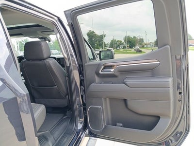 2022 Chevrolet Silverado 1500 4WD Crew Cab Short Bed RST