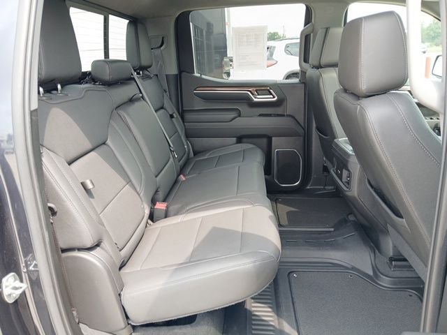 2022 Chevrolet Silverado 1500 4WD Crew Cab Short Bed RST