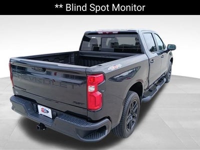 2022 Chevrolet Silverado 1500 4WD Crew Cab Short Bed RST