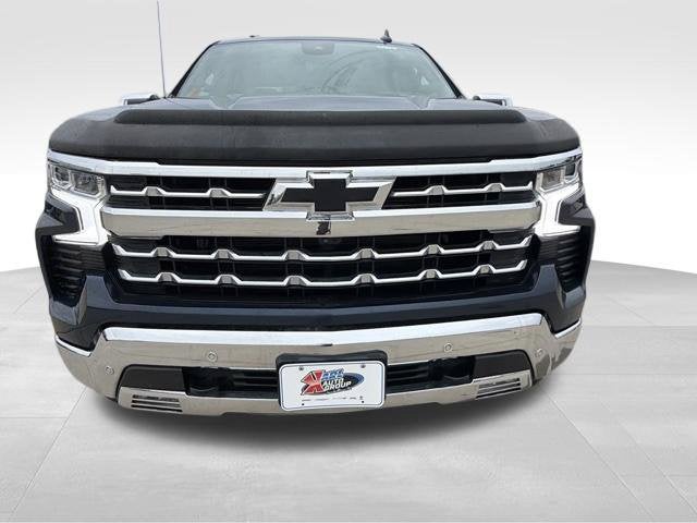 2022 Chevrolet Silverado 1500 4WD Crew Cab Standard Bed LTZ