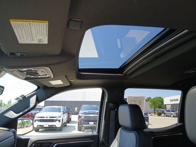 2024 Chevrolet Silverado 1500 4WD Crew Cab Short Bed High Country