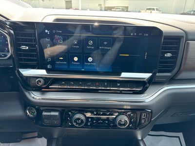 2023 Chevrolet Silverado 1500 4WD Crew Cab Short Bed High Country