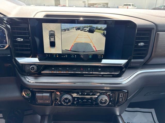 2023 Chevrolet Silverado 1500 4WD Crew Cab Short Bed High Country
