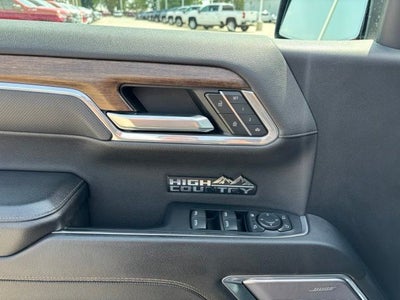 2023 Chevrolet Silverado 1500 4WD Crew Cab Short Bed High Country