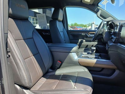 2023 Chevrolet Silverado 1500 4WD Crew Cab Short Bed High Country