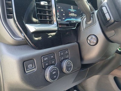 2023 Chevrolet Silverado 1500 4WD Crew Cab Short Bed High Country