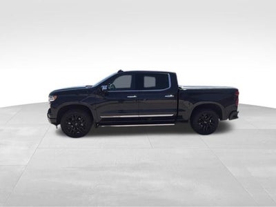 2022 Chevrolet Silverado 1500 4WD Crew Cab Short Bed High Country
