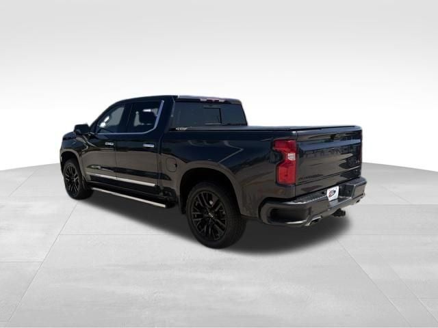 2022 Chevrolet Silverado 1500 4WD Crew Cab Short Bed High Country