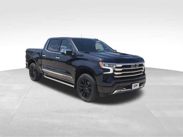 2022 Chevrolet Silverado 1500 4WD Crew Cab Short Bed High Country