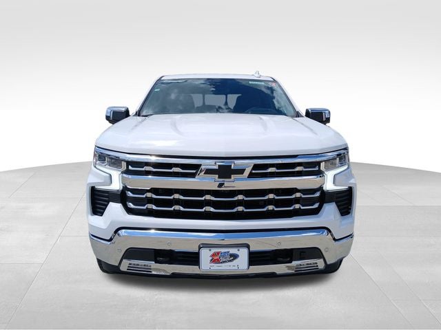 2025 Chevrolet Silverado 1500 4WD Crew Cab Short Bed LTZ