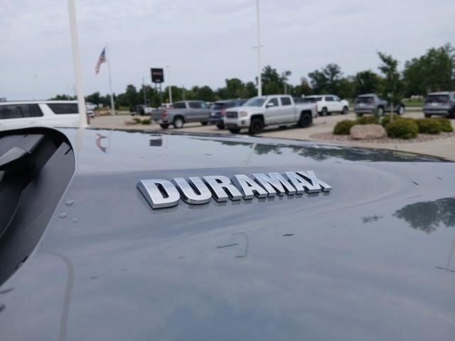 2025 Chevrolet Silverado 1500 4WD Crew Cab Short Bed LTZ