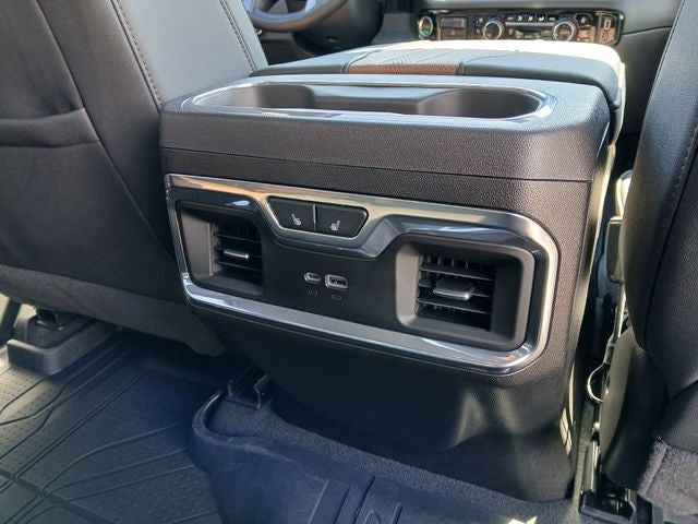 2025 Chevrolet Silverado 1500 4WD Crew Cab Short Bed High Country