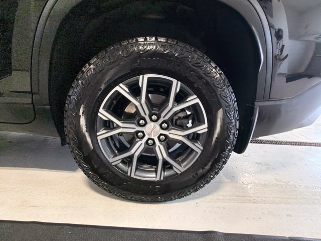 2024 GMC Acadia AWD AT4