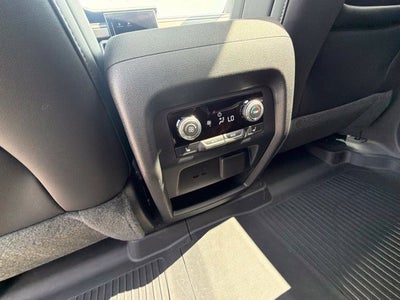 2024 GMC Acadia AWD Denali