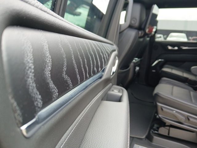 2024 GMC Yukon 4WD Denali