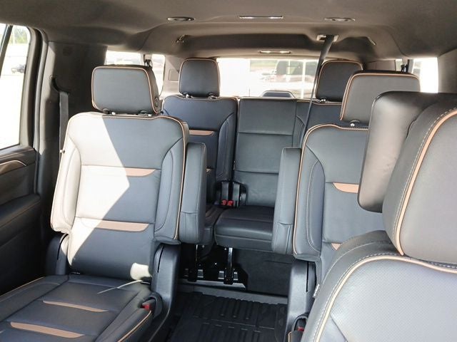 2024 GMC Yukon XL AT4 - Photo 20