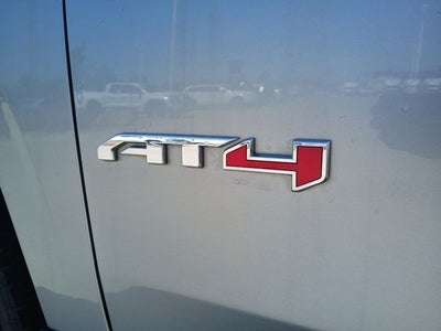 2024 GMC Yukon XL 4WD AT4
