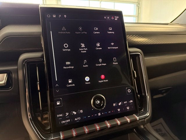 2025 GMC Yukon XL 4WD AT4