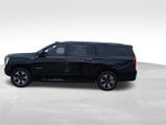 2025 GMC Yukon XL 4WD AT4