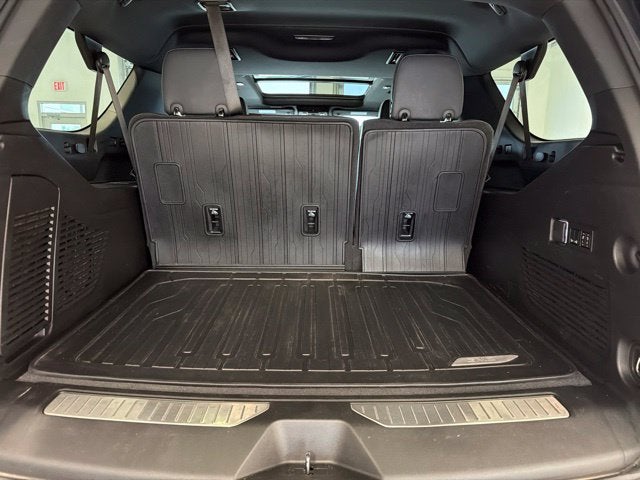 2025 GMC Yukon XL 4WD AT4