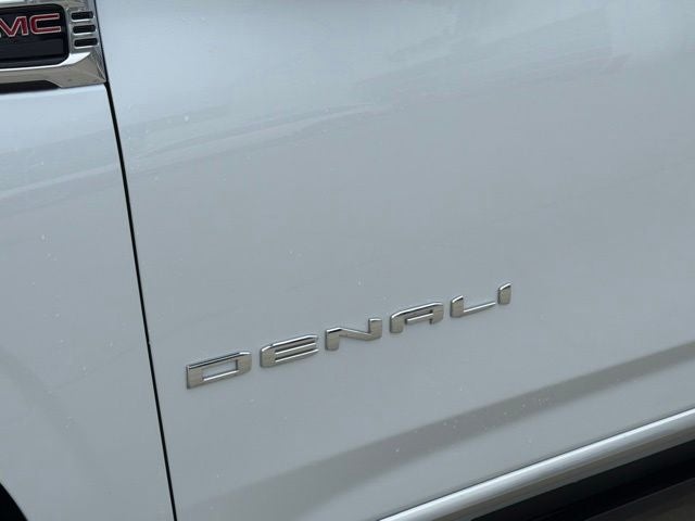 2026 GMC Yukon XL 4WD Denali