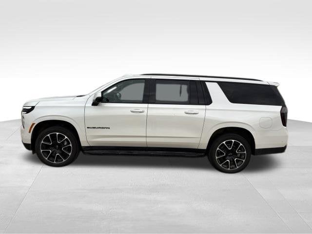 2025 Chevrolet Suburban 4WD RST