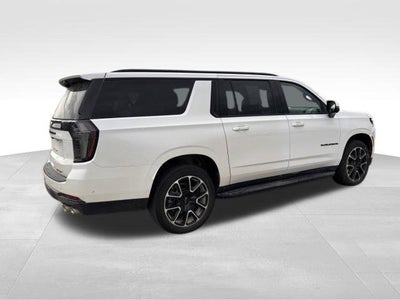 2025 Chevrolet Suburban 4WD RST