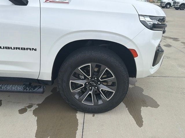2023 Chevrolet Suburban 4WD Z71