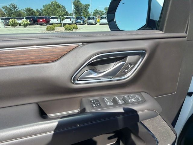 2022 Chevrolet Suburban 4WD High Country
