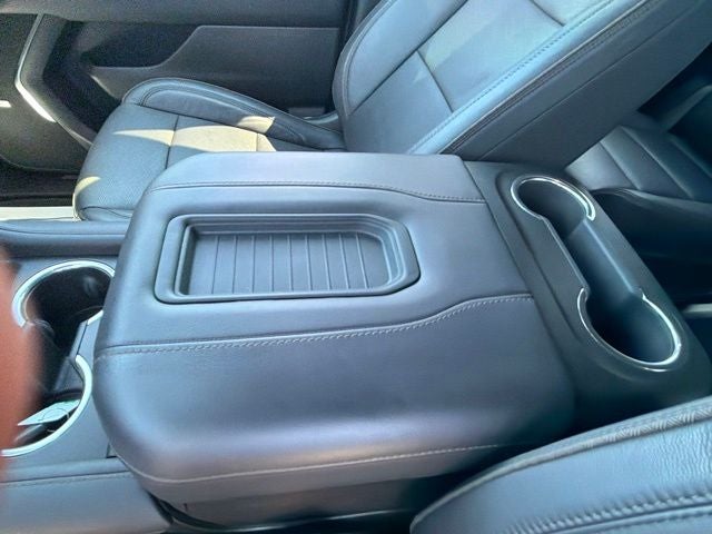 2022 Chevrolet Suburban 4WD High Country