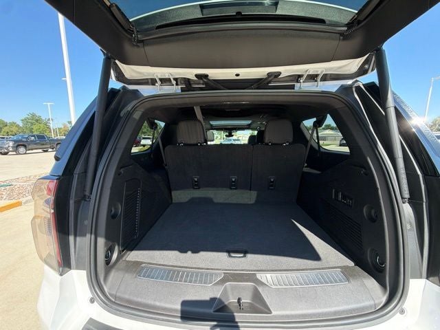 2022 Chevrolet Suburban 4WD High Country