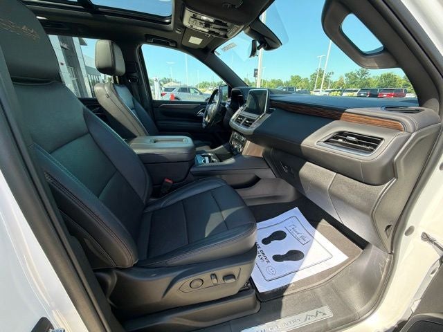 2022 Chevrolet Suburban 4WD High Country