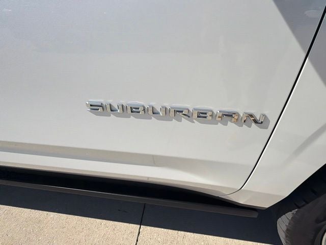 2022 Chevrolet Suburban 4WD High Country