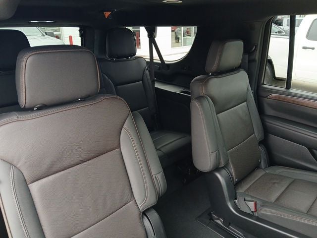 2024 Chevrolet Suburban 4WD High Country