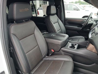 2024 Chevrolet Suburban 4WD High Country