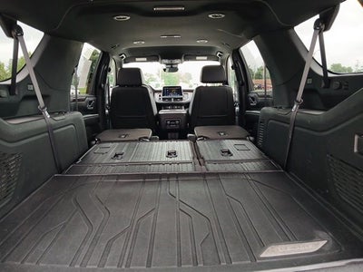 2024 Chevrolet Suburban 4WD High Country