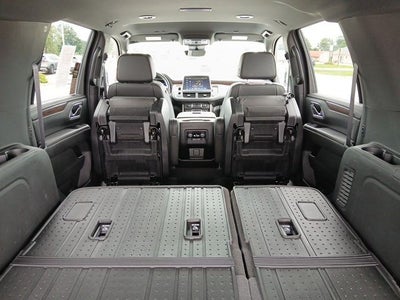 2024 Chevrolet Suburban 4WD High Country