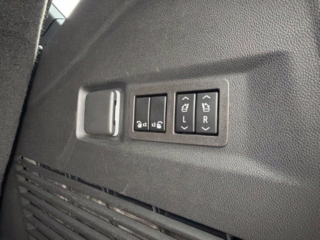 2024 Chevrolet Tahoe 4WD High Country