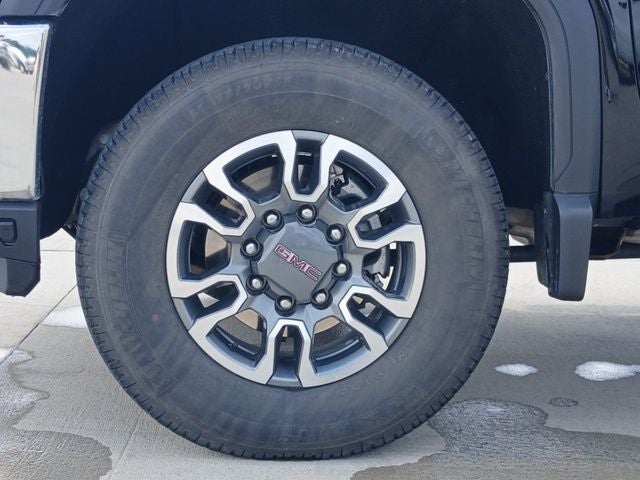 2022 GMC Sierra 2500HD 4WD Crew Cab Standard Bed SLT