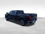 2022 GMC Sierra 2500HD 4WD Crew Cab Standard Bed SLT