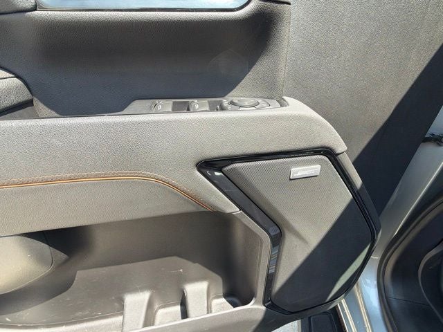 2025 GMC Sierra 2500HD 4WD Crew Cab Standard Bed AT4