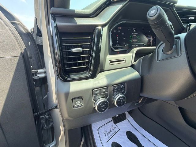 2025 GMC Sierra 2500HD 4WD Crew Cab Standard Bed AT4