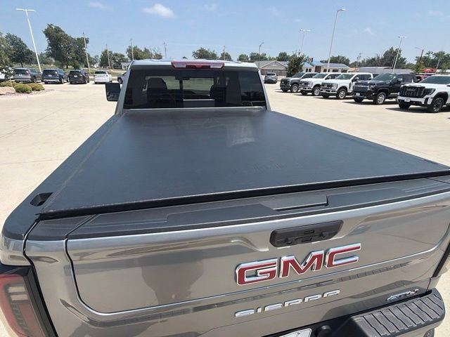 2025 GMC Sierra 2500HD 4WD Crew Cab Standard Bed AT4