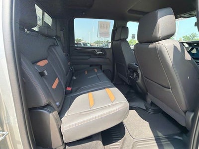 2025 GMC Sierra 2500HD 4WD Crew Cab Standard Bed AT4